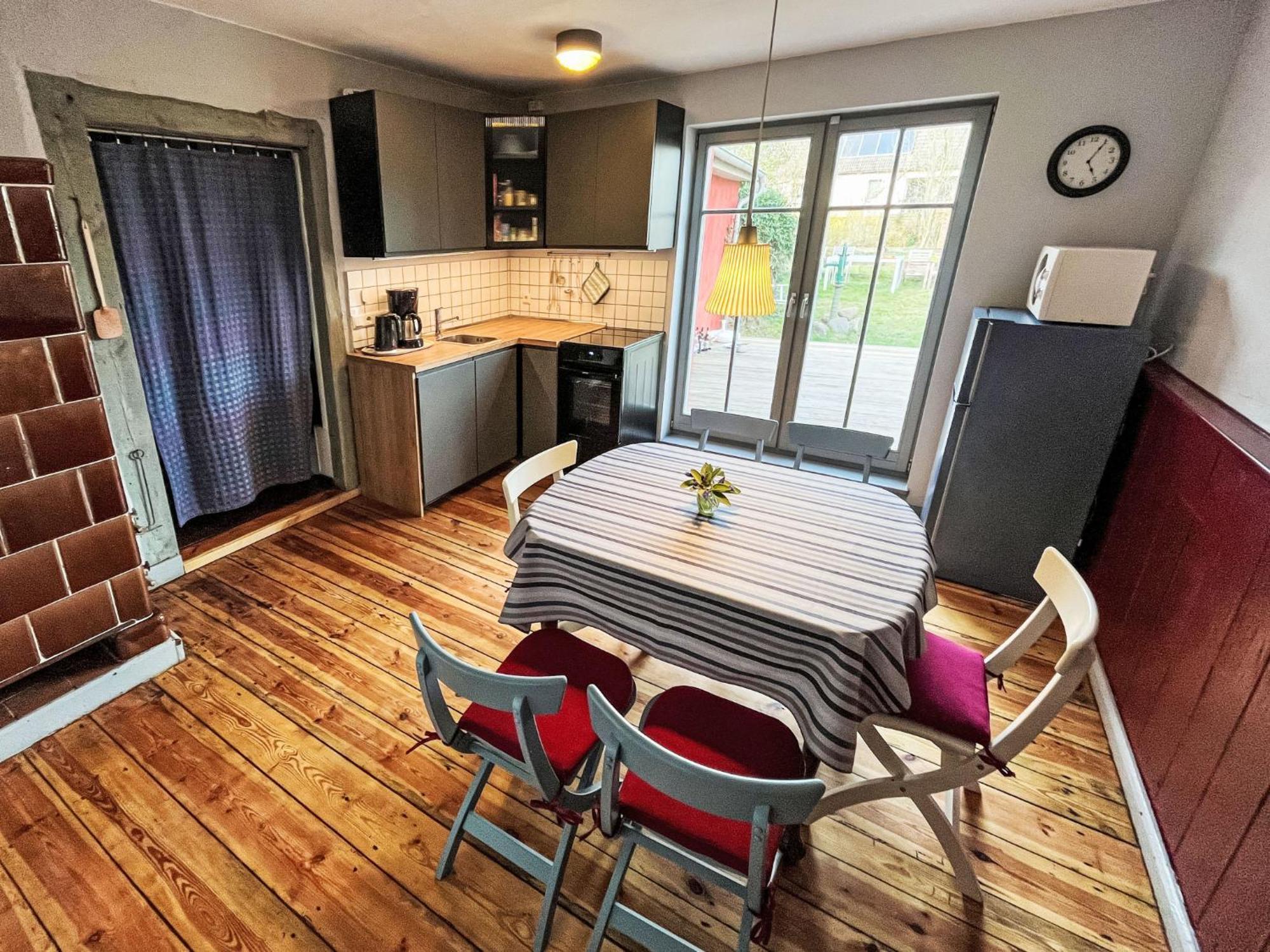 Holiday Home Kapitaenshaus Leo By Interhome Leopoldshagen Eksteriør bilde